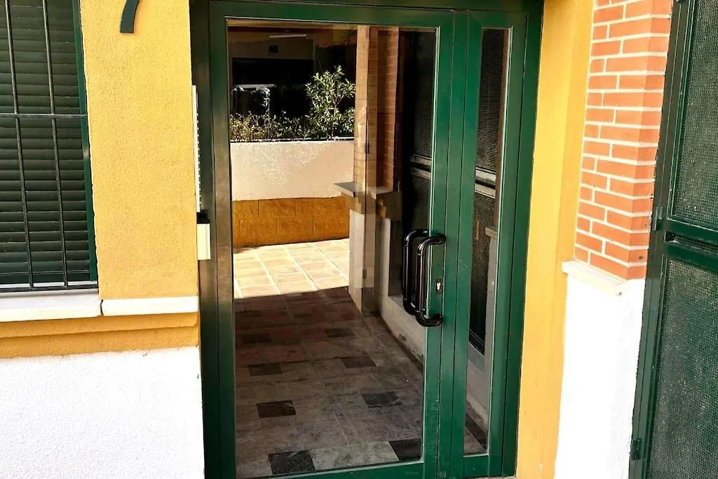 Apartamento Equipado Bajondillo Playa-Piscina 2Hab Torremolinos İspanya